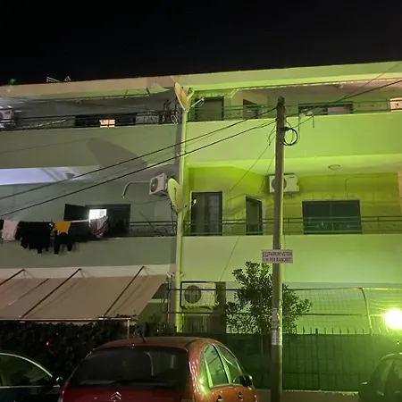 House Luli Appartamento Golem (Tirana)